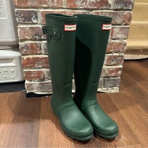 Hunter Dark Green Classic Boots